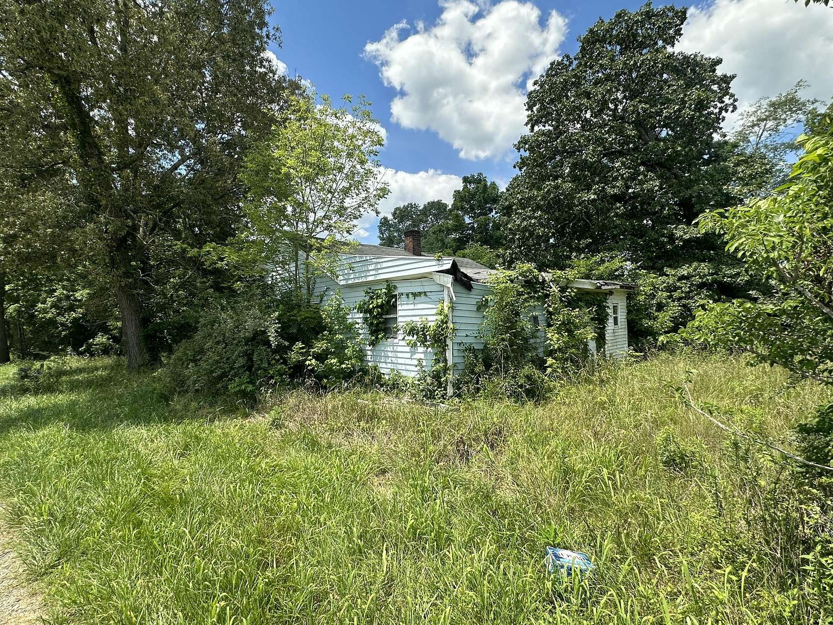 1.35 Acres of Residential Land for Sale in Fredonia, Kentucky