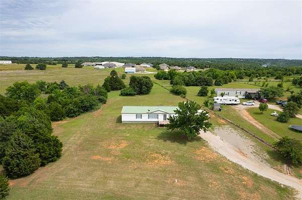 2.5 Acres of Land with Home for Sale in Guthrie, Oklahoma