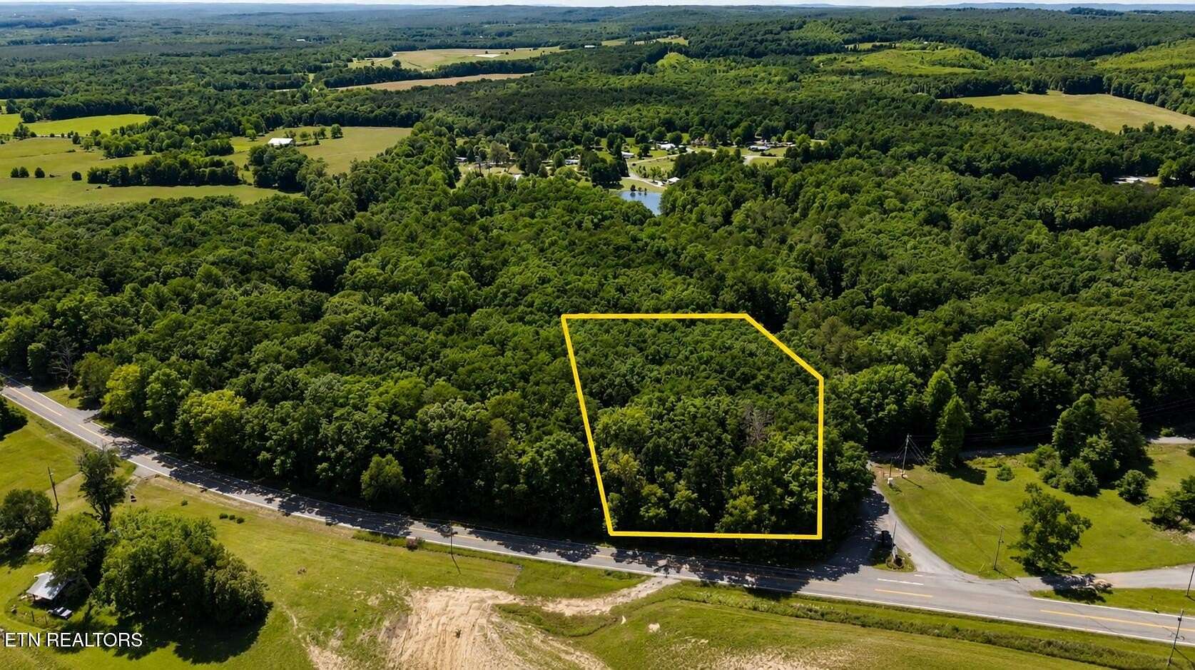 0.42 Acres of Residential Land for Sale in Crossville, Tennessee