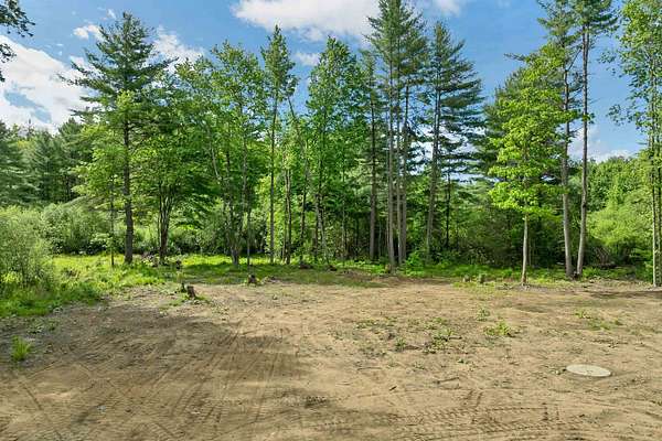 5 Acres of Residential Land for Sale in Northfield, New Hampshire