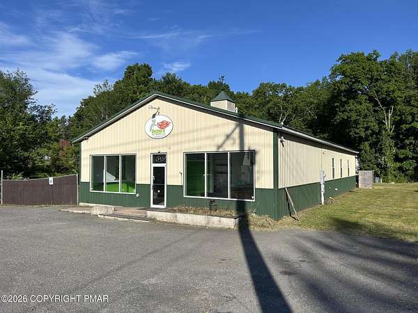 3.22 Acres of Improved Commercial Land for Lease in Stroudsburg, Pennsylvania