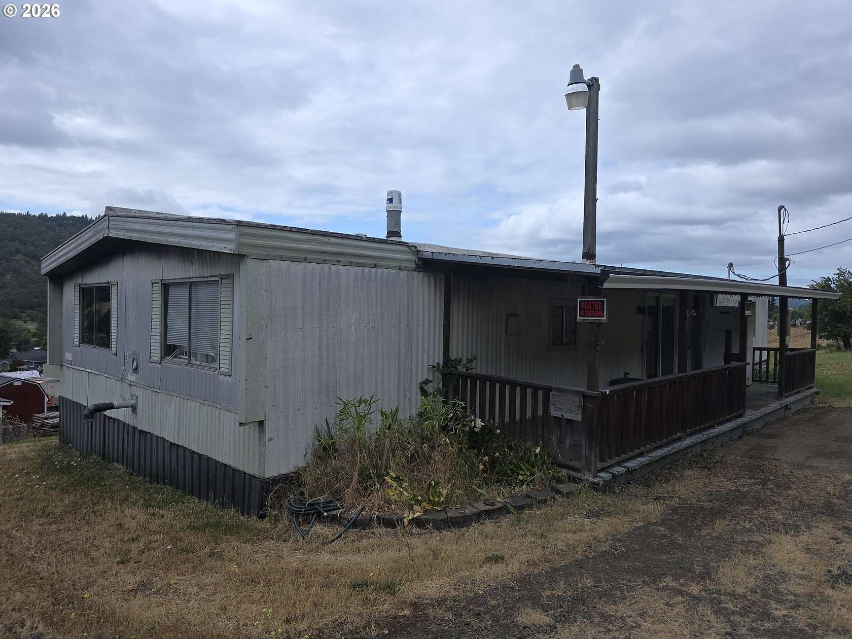 1.5 Acres of Land with Home for Sale in Roseburg, Oregon
