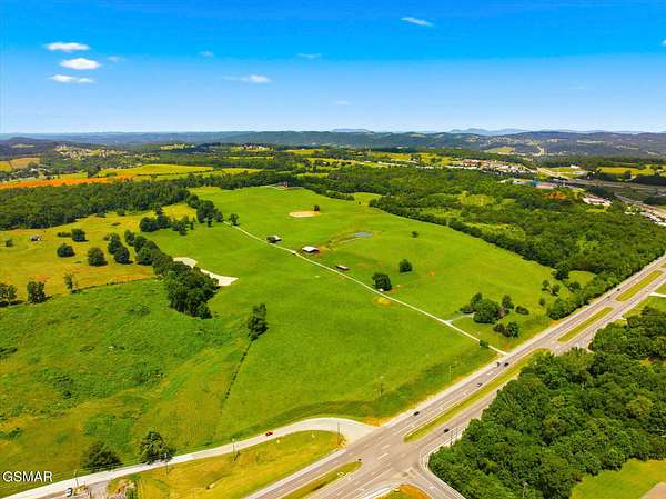 148 Acres of Land for Sale in Dandridge, Tennessee
