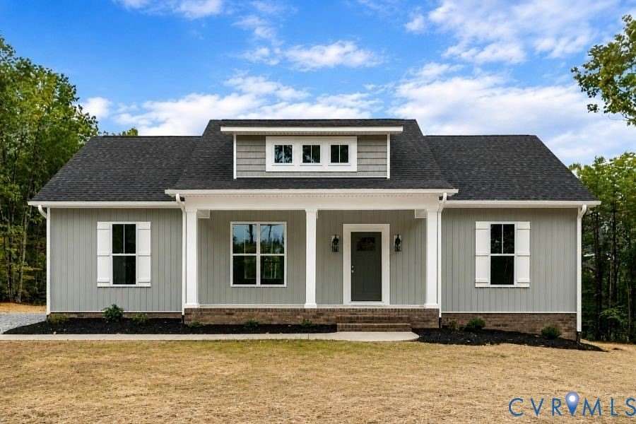 3.26 Acres of Land with Home for Sale in Buckingham, Virginia