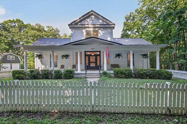 5 Acres of Land with Home for Sale in Columbia, Tennessee
