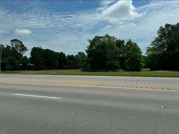 12.2 Acres of Commercial Land for Sale in Walnut Ridge, Arkansas