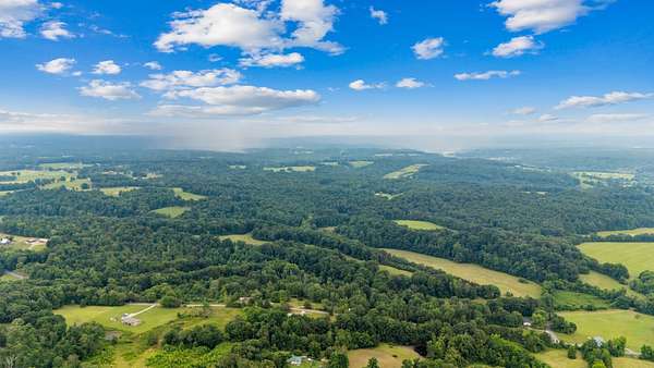 29.8 Acres of Recreational & Residential Land for Sale in Dickson, Tennessee