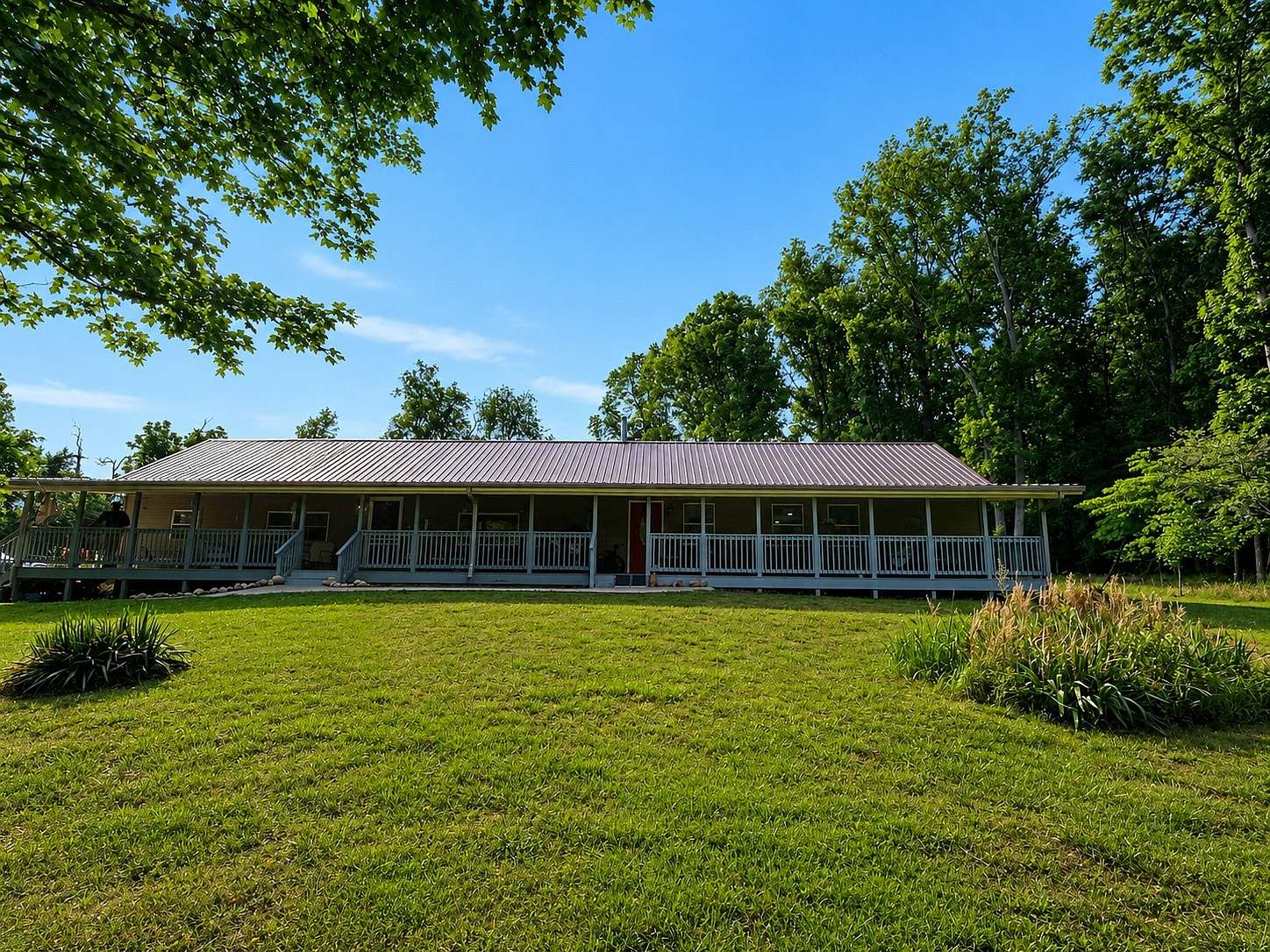 13.2 Acres of Land with Home for Sale in Erin, Tennessee
