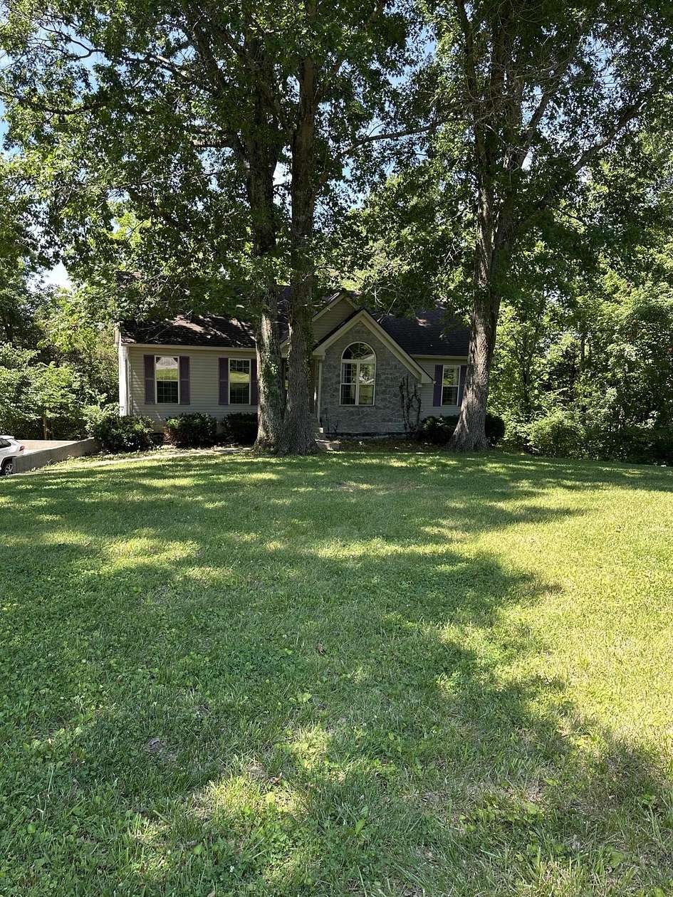 5.6 Acres of Land with Home for Sale in Taylorsville, Kentucky