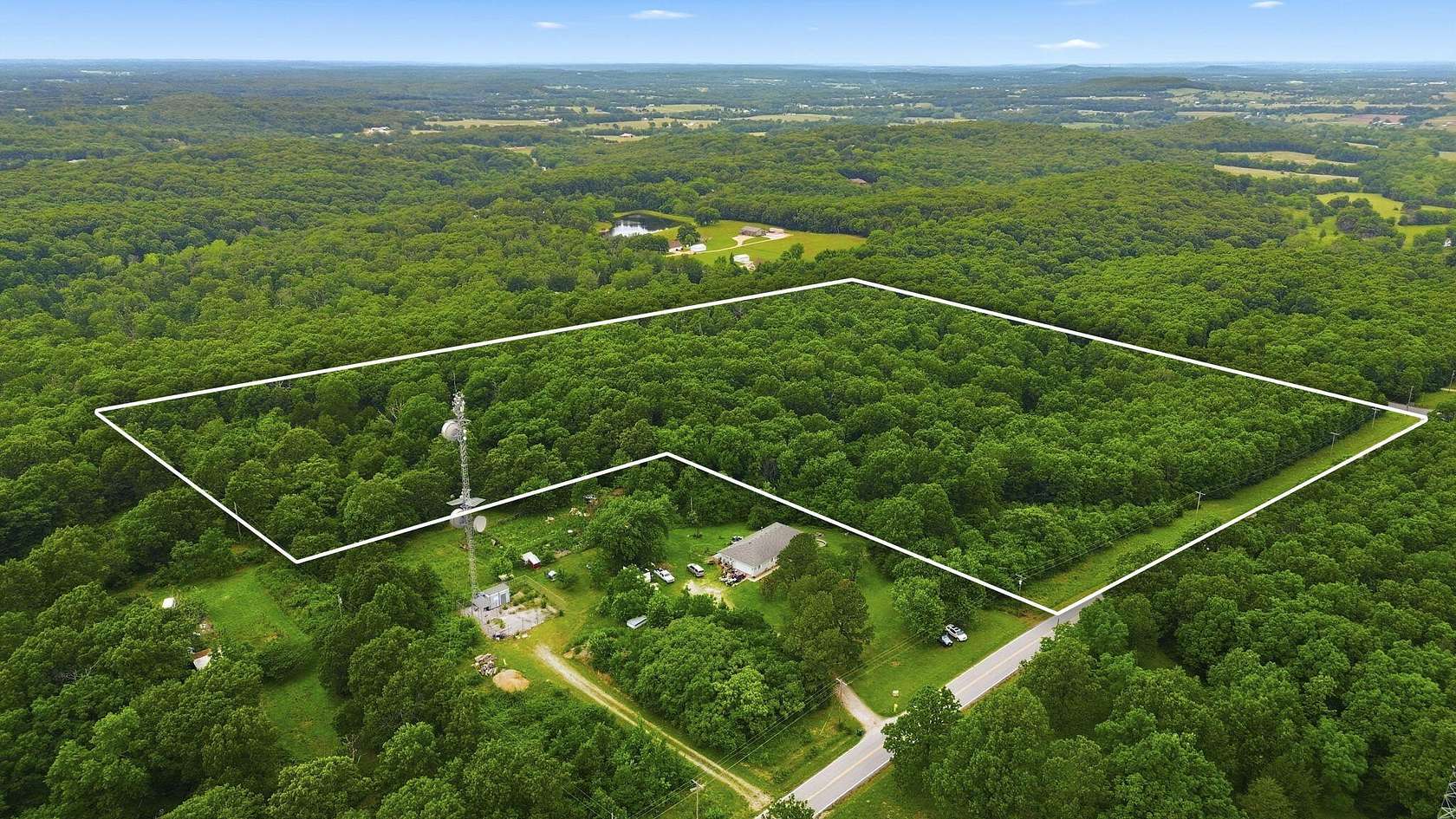 25 Acres of Recreational & Residential Land for Sale in Strafford, Missouri