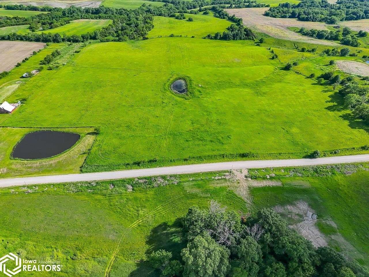 32 Acres of Land for Sale in Promise City, Iowa