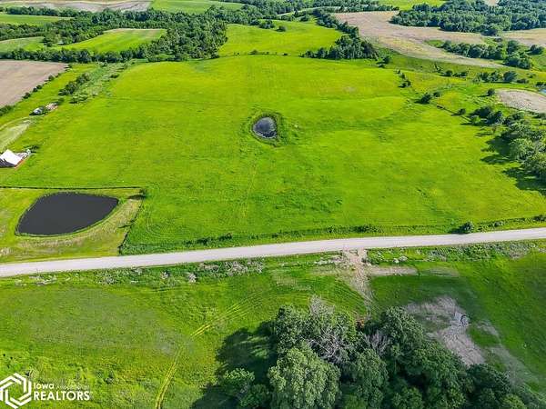 32 Acres of Land for Sale in Promise City, Iowa