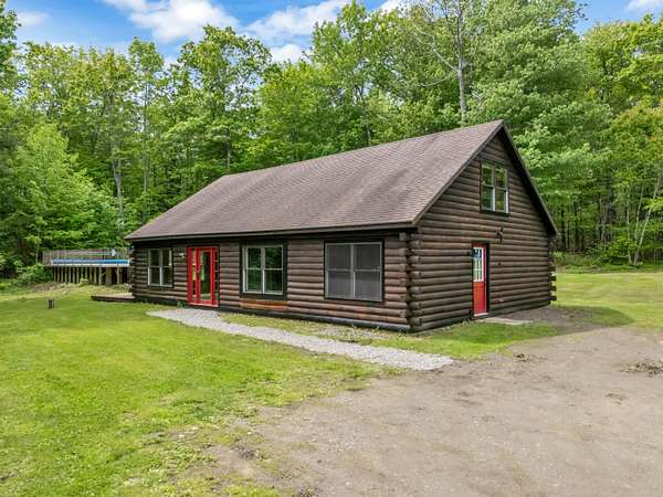 3.73 Acres of Land with Home for Sale in Vassalboro, Maine