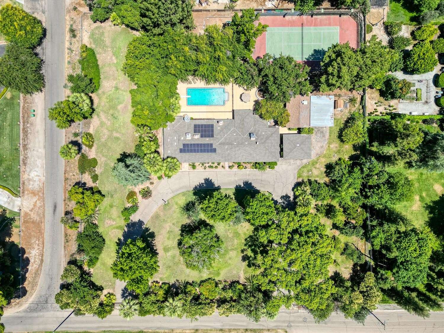 2.1 Acres of Land with Home for Sale in Fresno, California