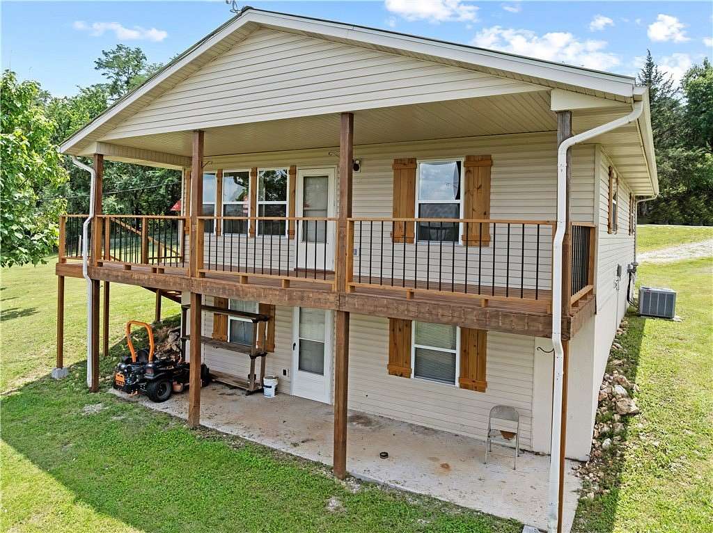 4.87 Acres of Land with Home for Sale in Everton, Arkansas