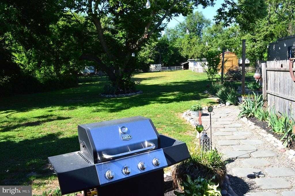 1.7 Acres of Land with Home for Sale in Vineland, New Jersey