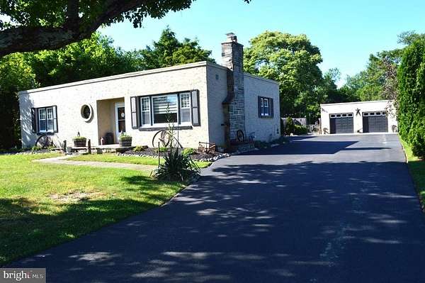 1.7 Acres of Land with Home for Sale in Vineland, New Jersey