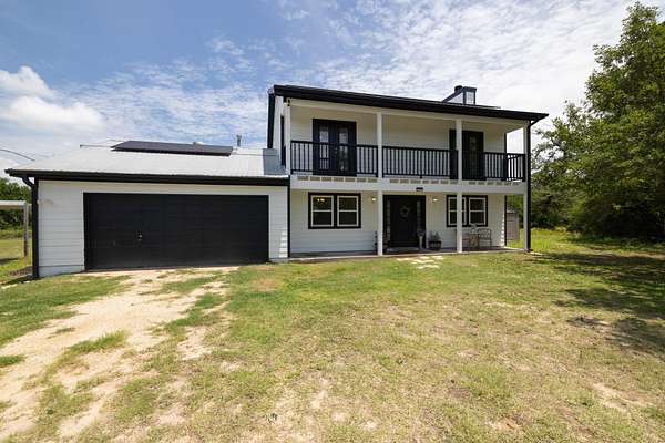 10 Acres of Recreational Land with Home for Sale in Lexington, Texas