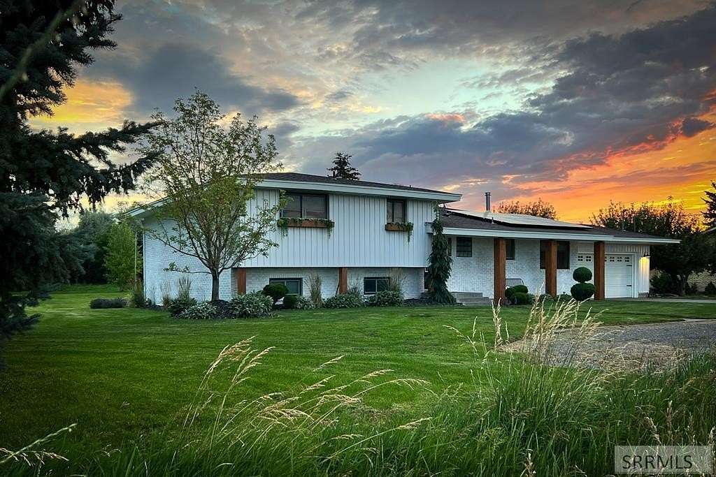 2.1 Acres of Land with Home for Sale in Idaho Falls, Idaho