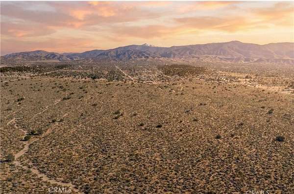 8.34 Acres of Residential Land for Sale in Piñon Hills, California