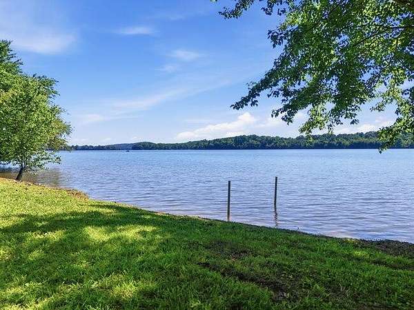 2.28 Acres of Residential Land for Sale in Spring City, Tennessee