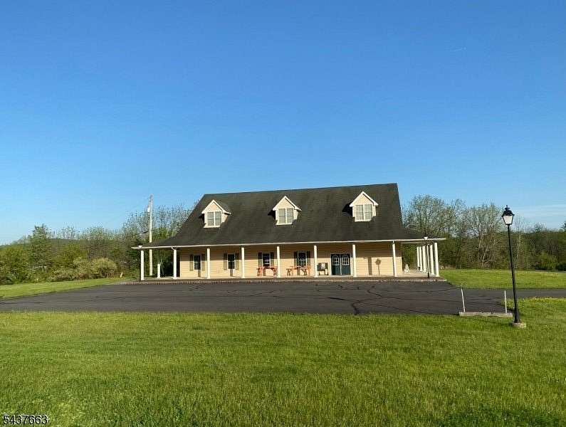 9 Acres of Improved Residential Land for Sale in Sparta Township, New Jersey