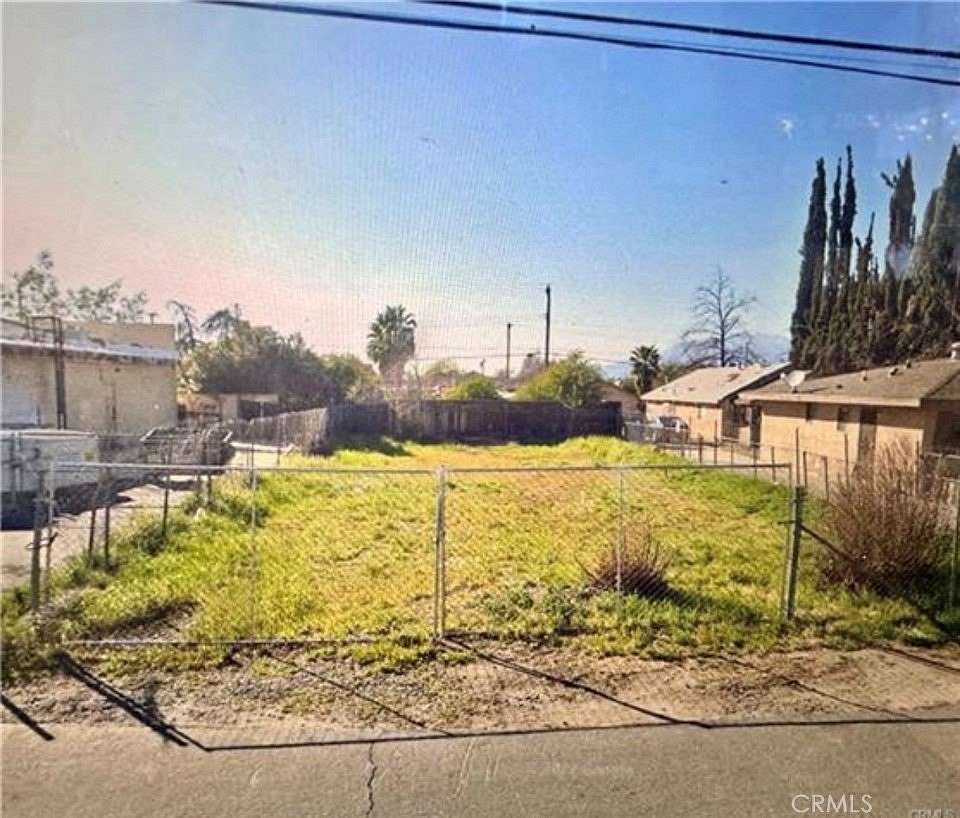 0.1 Acres of Residential Land for Sale in San Bernardino, California
