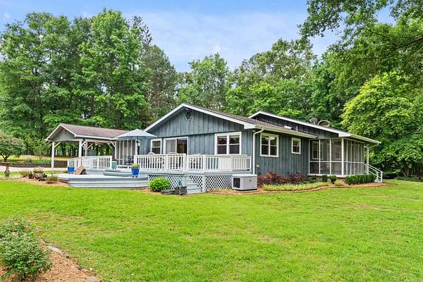 8 Acres of Land with Home for Sale in Glenwood, Arkansas
