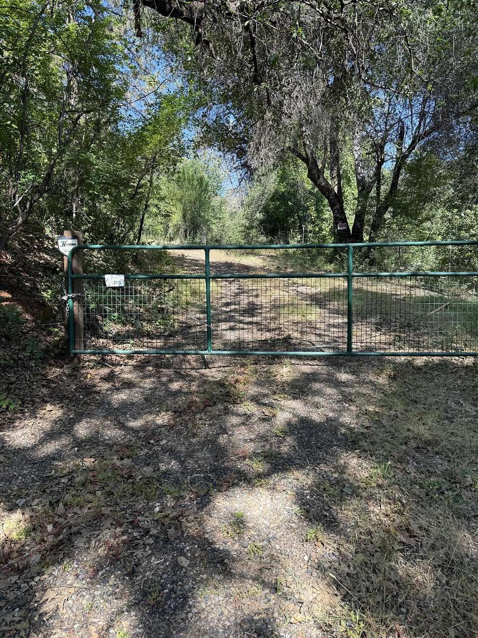 6.7 Acres of Residential Land for Sale in Redding, California