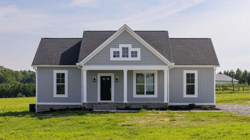 5.57 Acres of Land with Home for Sale in Dillwyn, Virginia