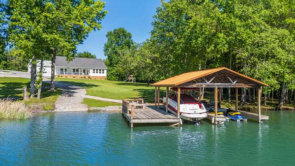 4 Acres of Land with Home for Sale in Decatur, Tennessee