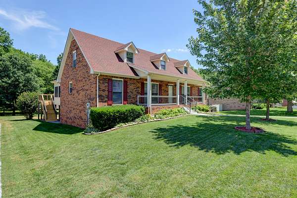 3.4 Acres of Land with Home for Sale in Clarksville, Tennessee