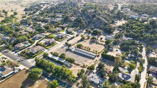4.89 Acres of Land for Sale in Chatsworth, California