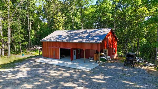 5 Acres of Improved Recreational Land for Sale in Hamden, Ohio