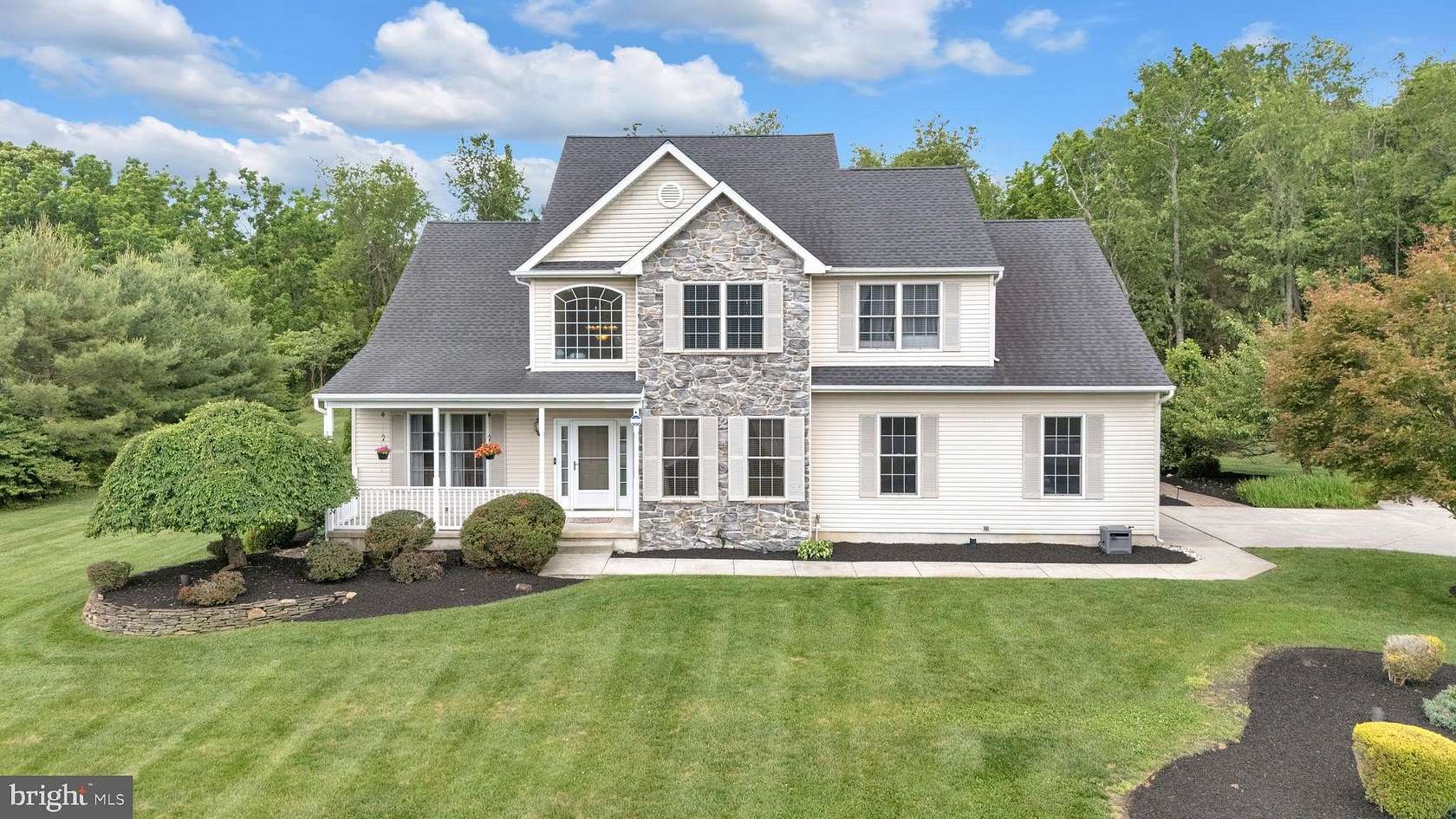 1.5 Acres of Land with Home for Sale in Woolwich Township, New Jersey
