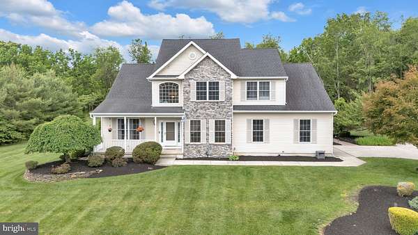 1.5 Acres of Land with Home for Sale in Woolwich Township, New Jersey