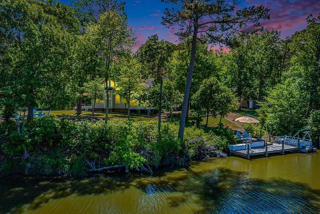 2.89 Acres of Land with Home for Sale in Heathsville, Virginia