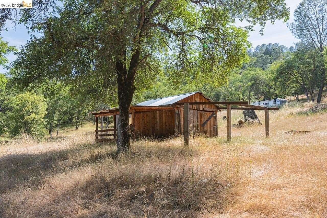 39 Acres of Land for Sale in Angels Camp, California