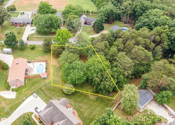0.35 Acres of Residential Land for Sale in Lincolnton, North Carolina