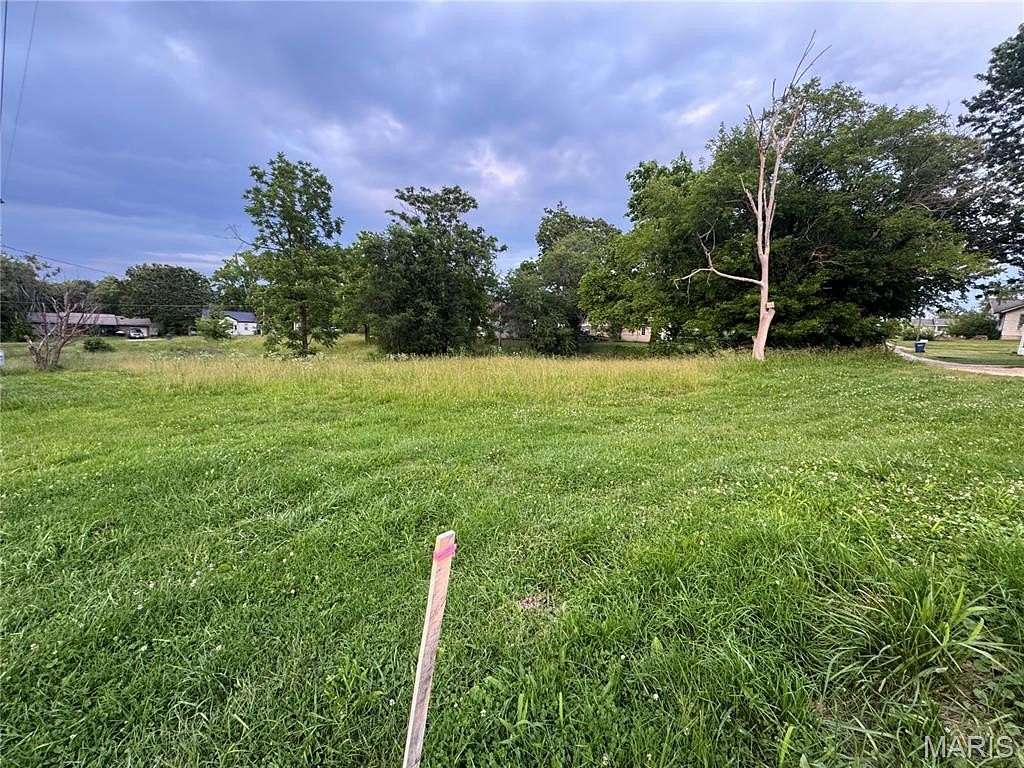 0.57 Acres of Residential Land for Sale in Dixon, Missouri