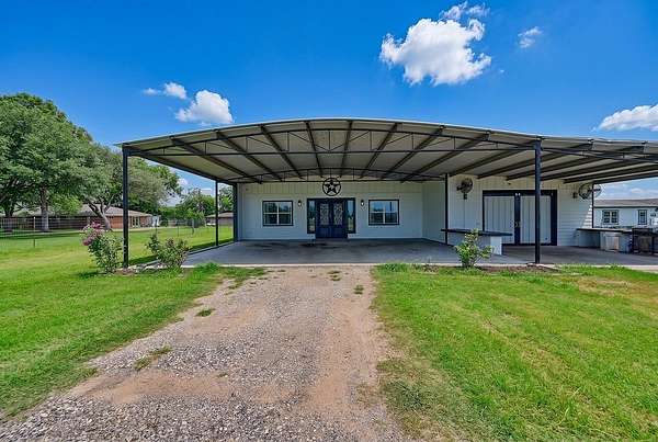 20 Acres of Land with Home for Sale in Brenham, Texas