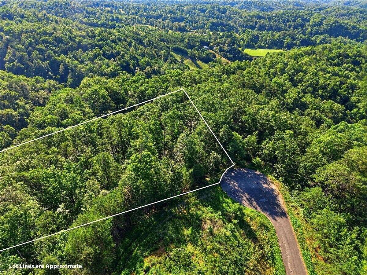 2 Acres of Residential Land for Sale in Sevierville, Tennessee