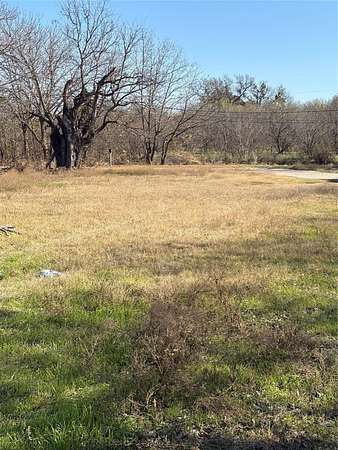 0.28 Acres of Residential Land for Sale in Mineral Wells, Texas