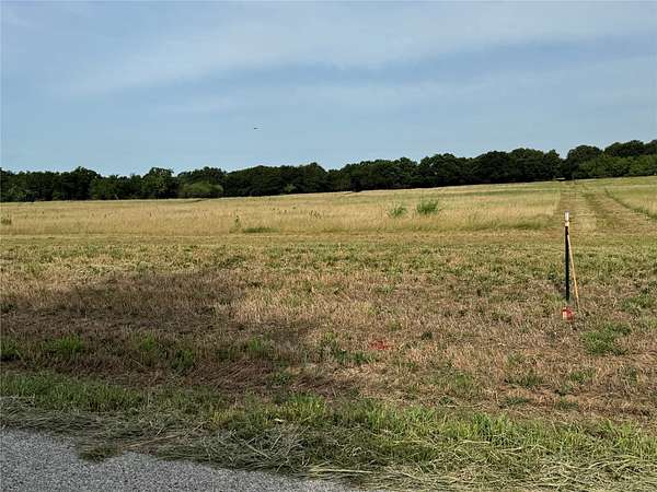 2.53 Acres of Residential Land for Sale in Bridgeport, Texas