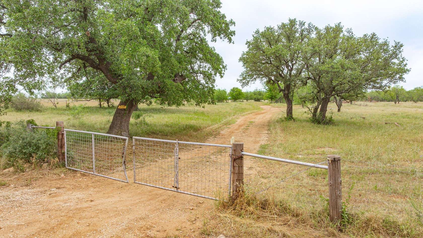 280 Acres of Land for Sale in Comanche, Texas