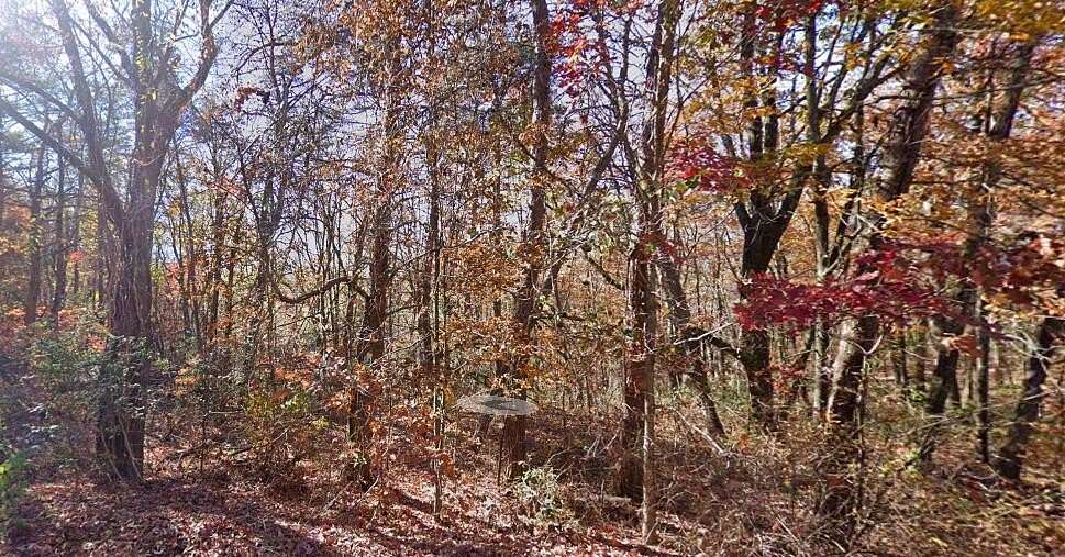 1 Acre of Residential Land for Sale in Signal Mountain, Tennessee