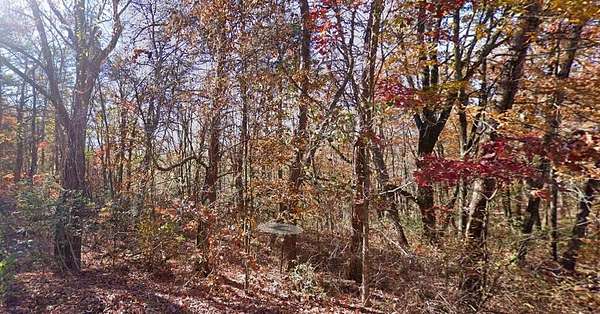 1 Acre of Residential Land for Sale in Signal Mountain, Tennessee
