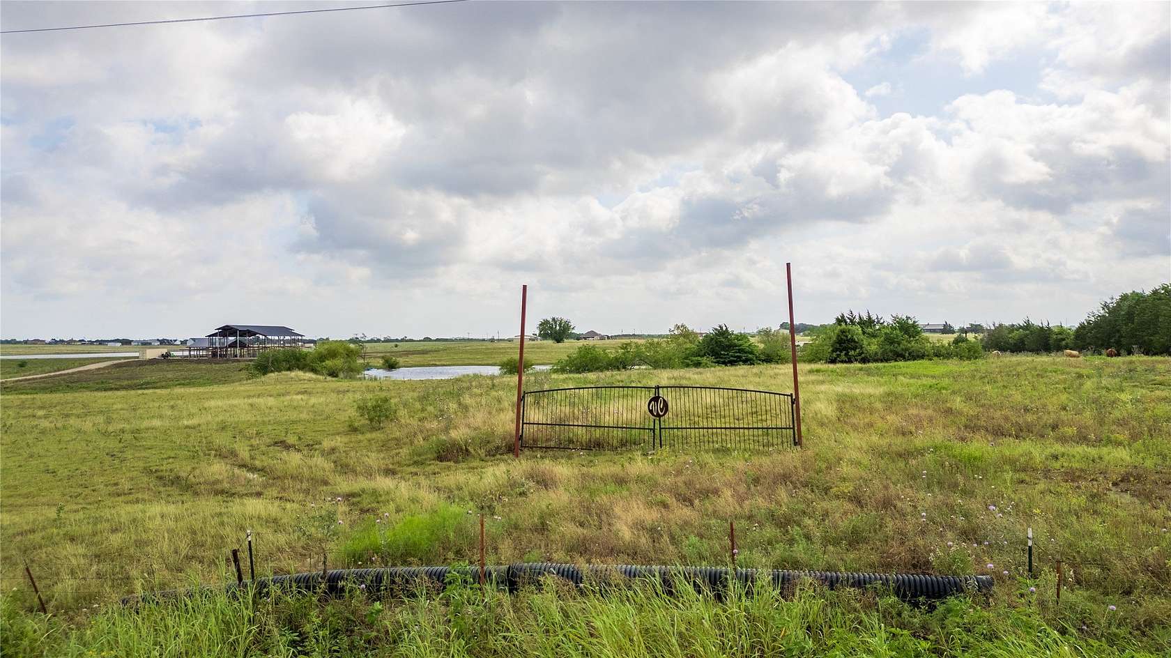 21.3 Acres of Land for Sale in Ennis, Texas