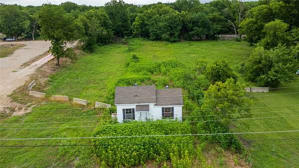 0.36 Acres of Commercial Land for Sale in Lancaster, Texas