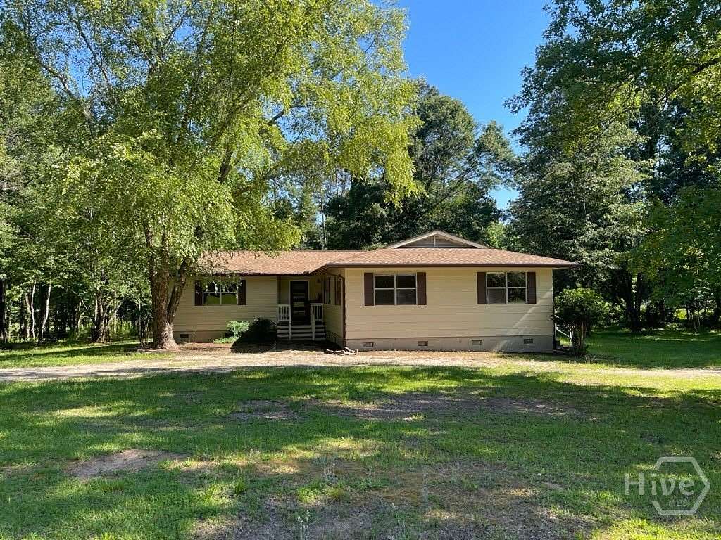 1.77 Acres of Land with Home for Sale in Statham, Georgia
